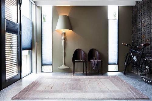 Bild: Original Nepal Bordürenteppich Linea (Silber; 200 x 300 cm)